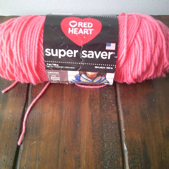 Red Heart Yarn Roll: Persimmon NIP 364 yards - Picture 2 of 3